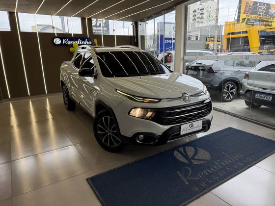 FIAT TORO 2.0 16V TURBO DIESEL VOLCANO 4WD AT9 FIAT TORO 2.0 16V TURBO DIESEL VOLCANO 4WD AT9